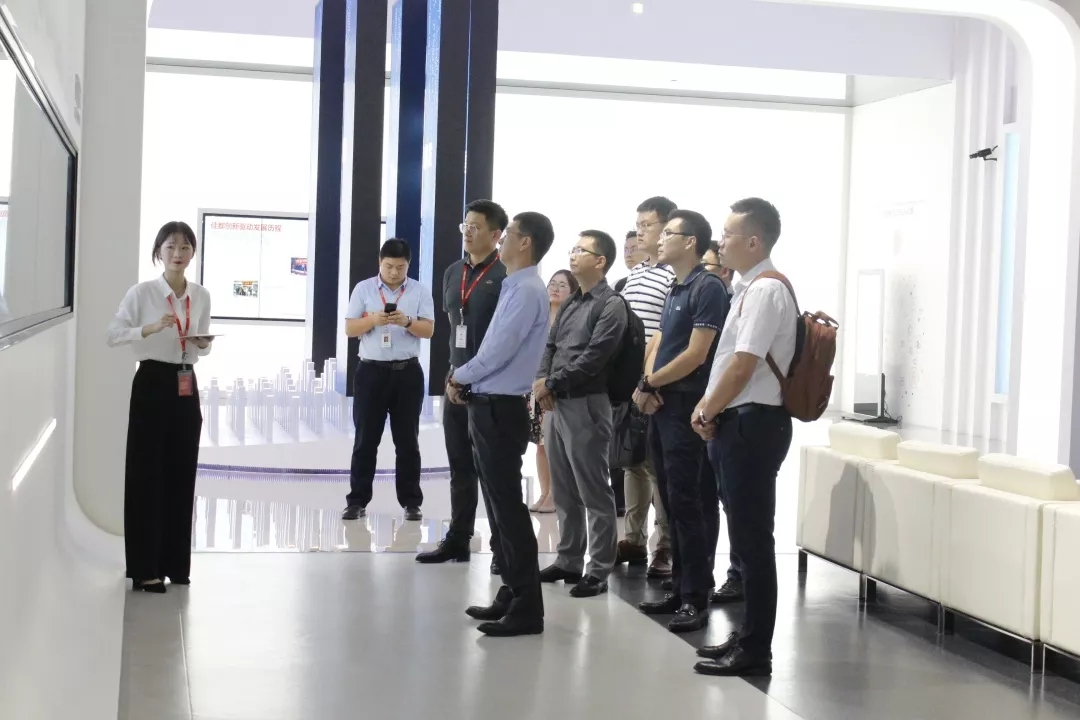 1572861609220064.jpg 640.webp.jpg